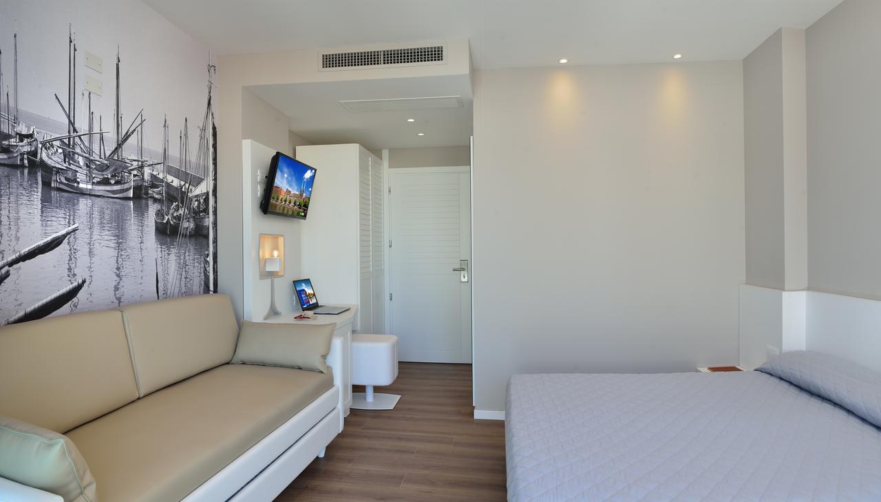 Embassy Hotel & Spa 卡托利卡 外观 照片