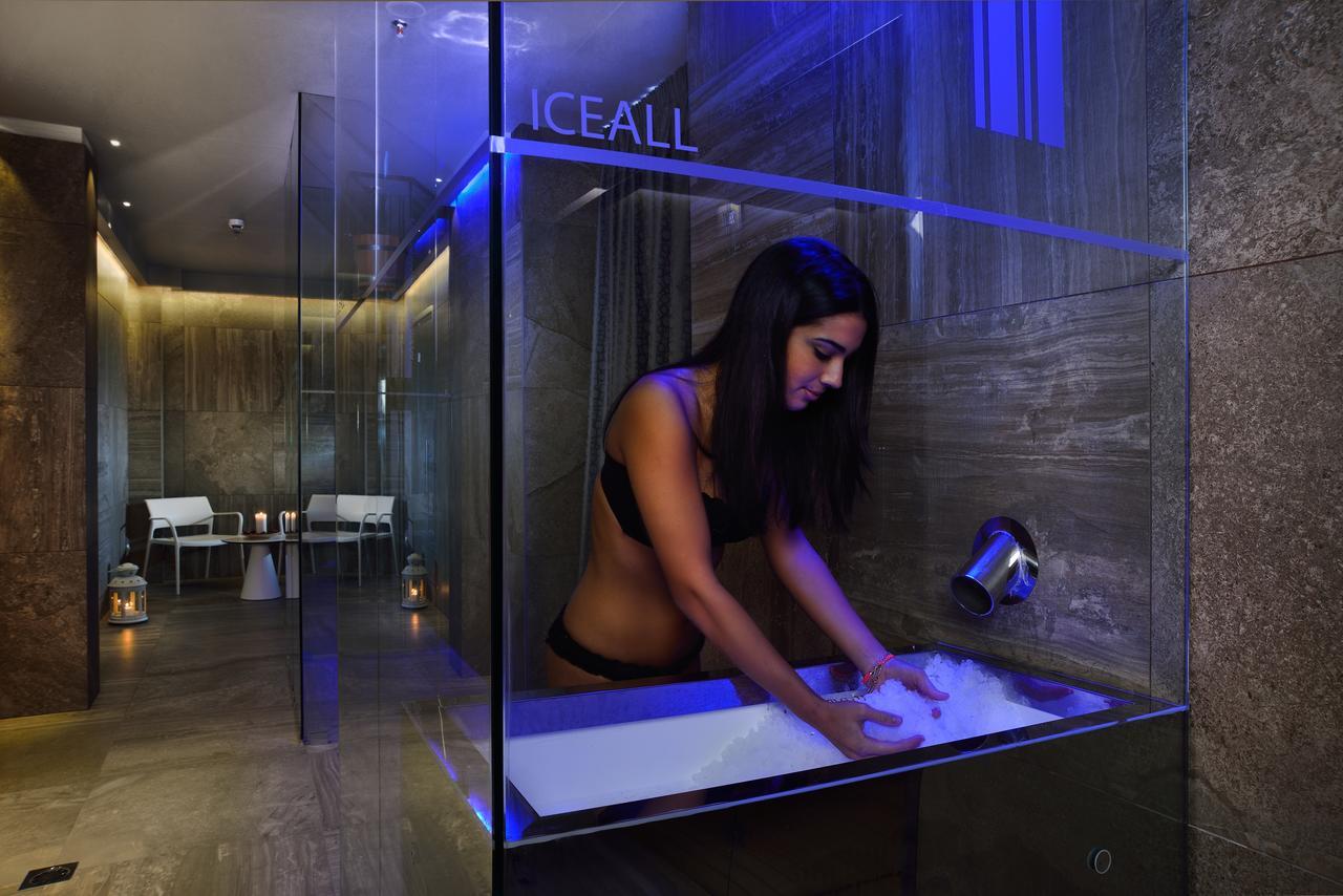 Embassy Hotel & Spa 卡托利卡 外观 照片