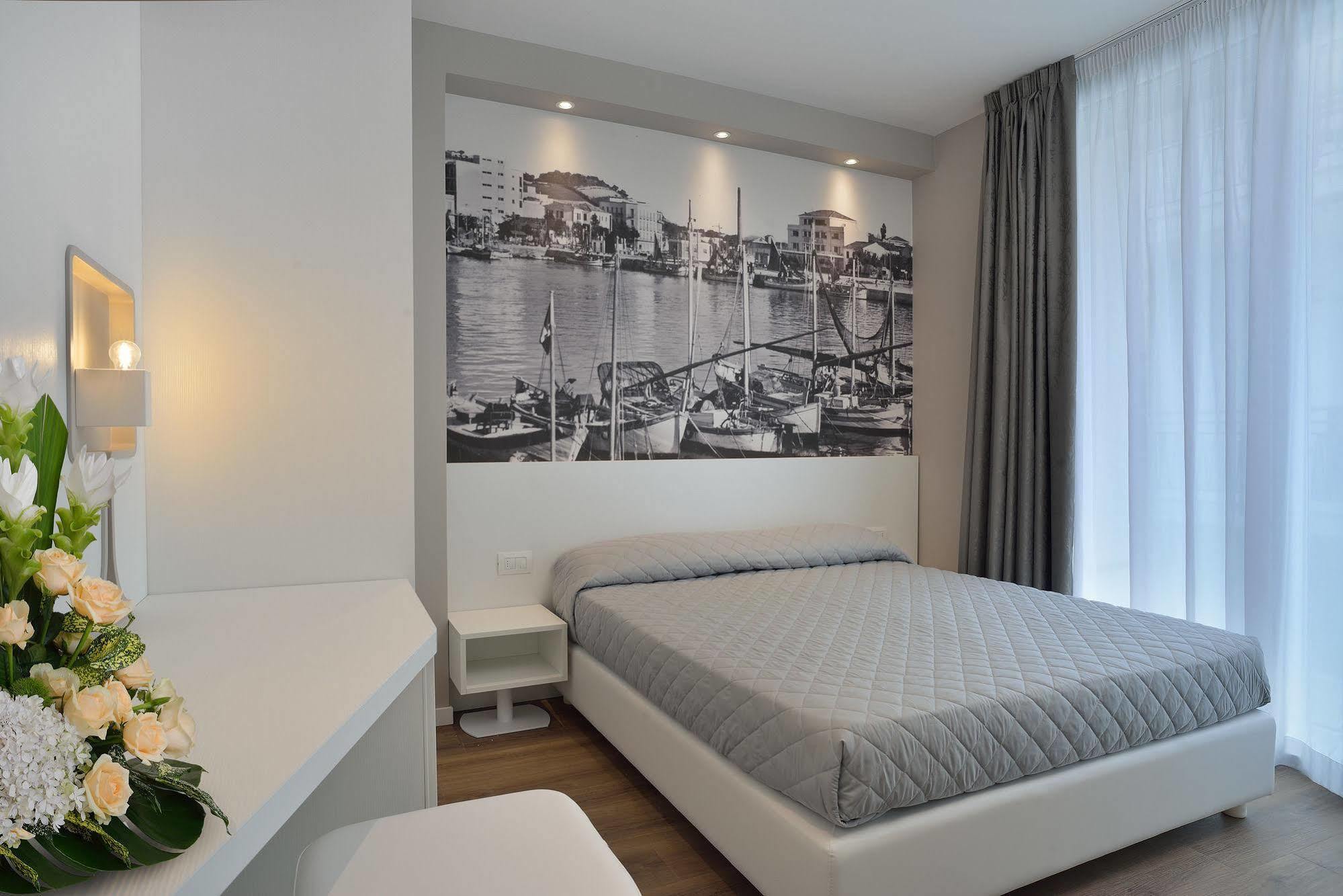 Embassy Hotel & Spa 卡托利卡 外观 照片